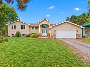 24358 Riverbank Ln NW, Isanti, MN 55040
