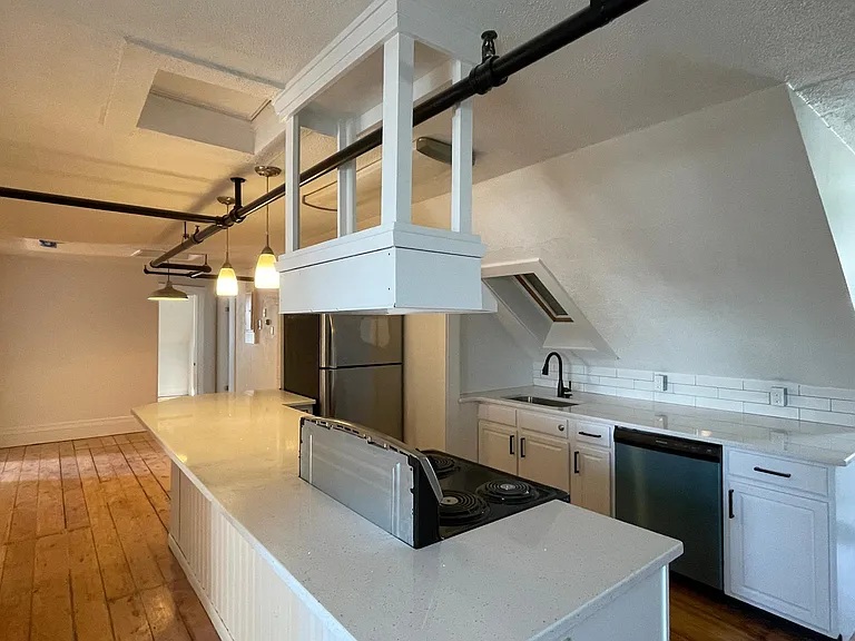 72 Nahant St #3 — Photo 3