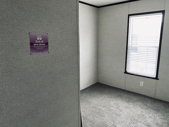 4th image of 388 Sunburst Cir