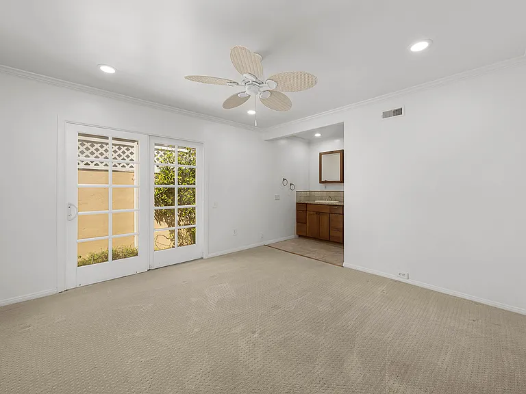 5830 Mott St — Photo 24