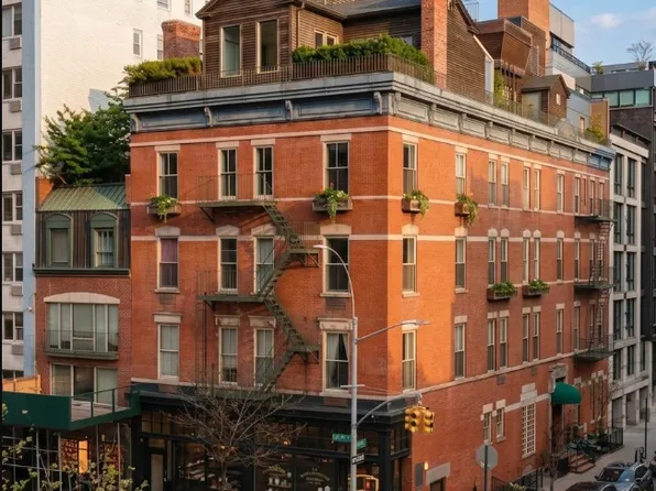 Pear Tree Place