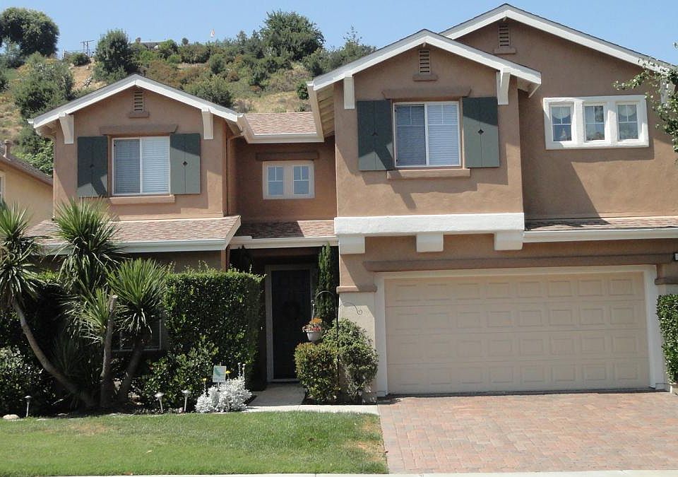 1st image of 2652 W Canyon Ave