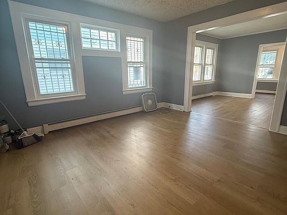 5th image of 300 Myrtle Ave #1B
