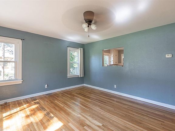 4th image of 323 Pine St