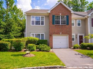 405 Crest Stone Cir, Princeton, NJ 08540