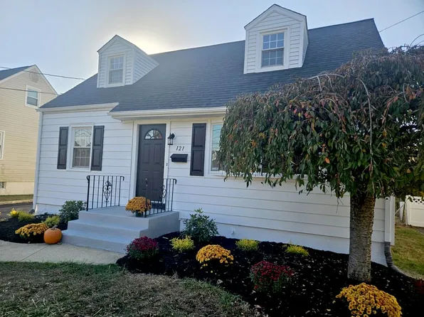 121 Hoover Ave, Hamilton, NJ 08619