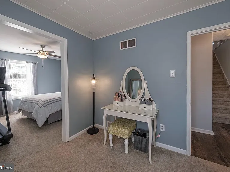 2640 Grandview Blvd — Photo 49
