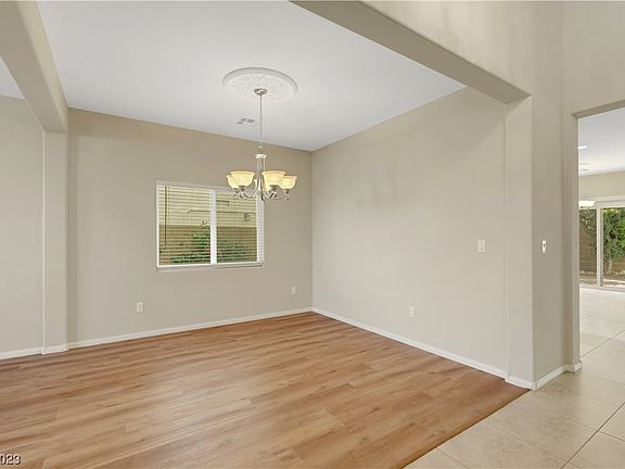 2nd image of 7819 Castle Rock Peak St