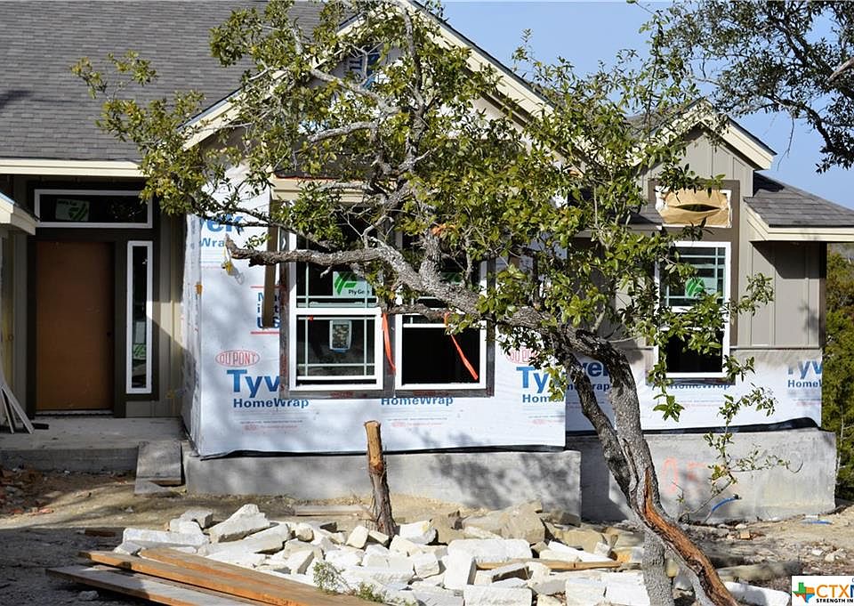 1st image of 1050 Cedar Bnd