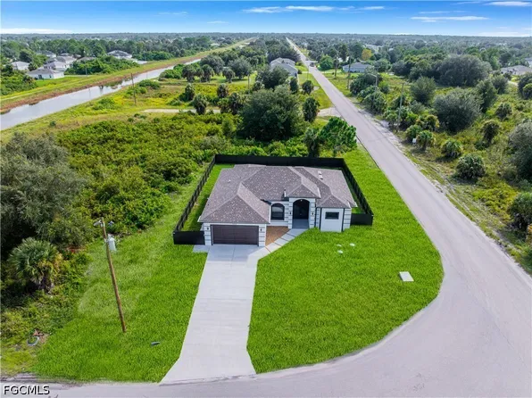 5900 Queen Ave N, Lehigh Acres, FL 33971