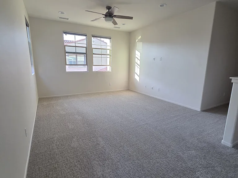 723 Merit Dr — Photo 33