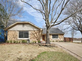 400 Magnolia Dr, Forney, TX 75126