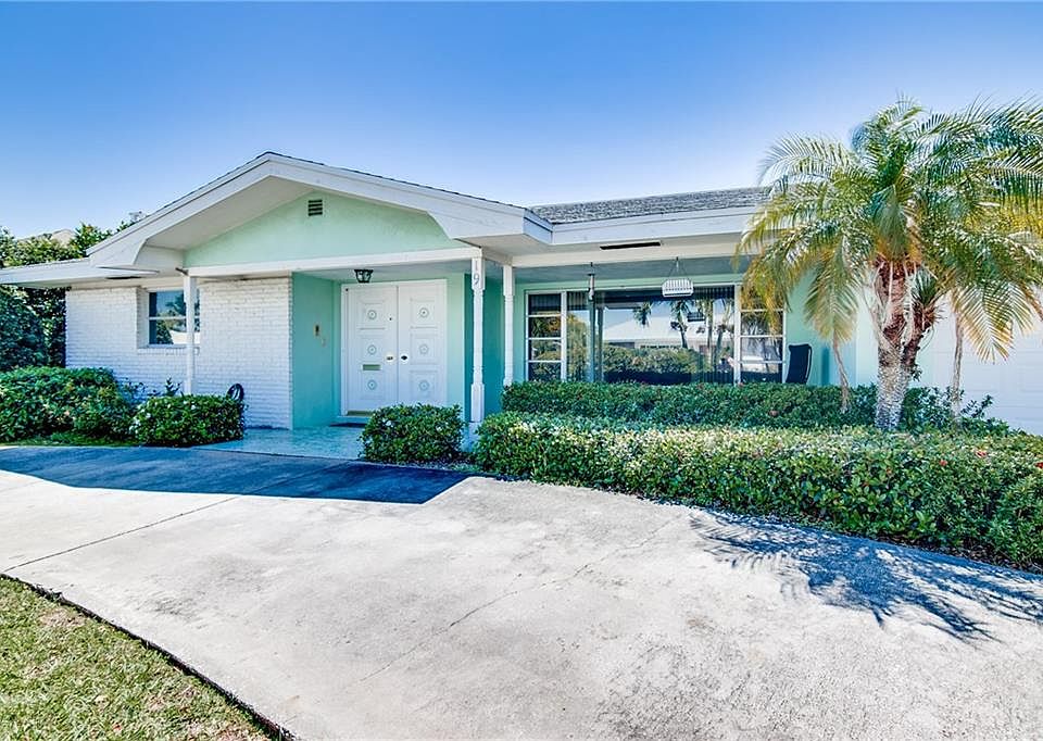 1st image of 19 Sea Horse Ln