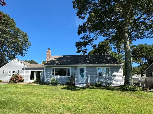 112 Captain Lothrop Rd, South Yarmouth, MA 02664