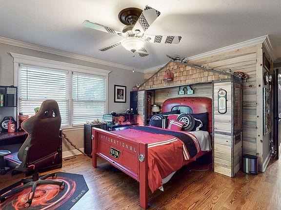 21st image of 2622 Poplar Knoll Dr