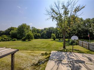 5519 NE Meadowbrook Rd, Kansas City, MO 64119