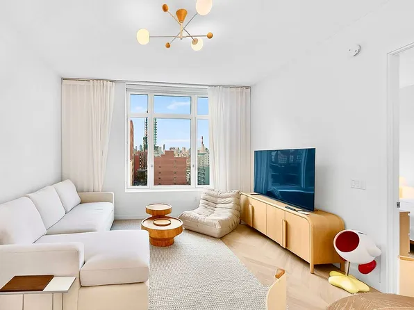 29-18 41st Ave Unit 10A, Long Island City, NY 11101