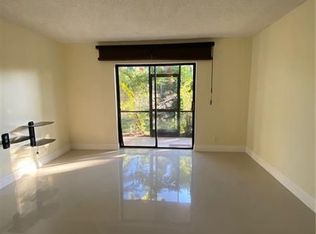 588 Trace Cir APT 108, Deerfield Beach, FL 33441
