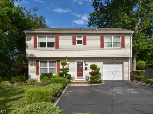 39 Midway Ave, Fanwood Boro, NJ 07023
