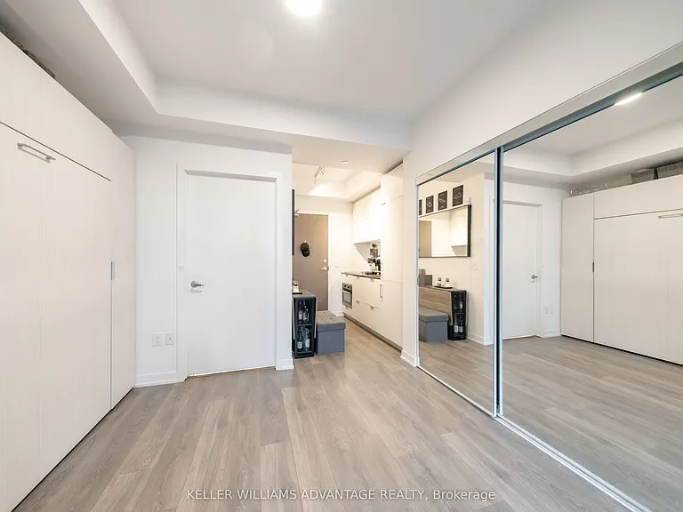 20 Richardson St #1009 — Photo 8