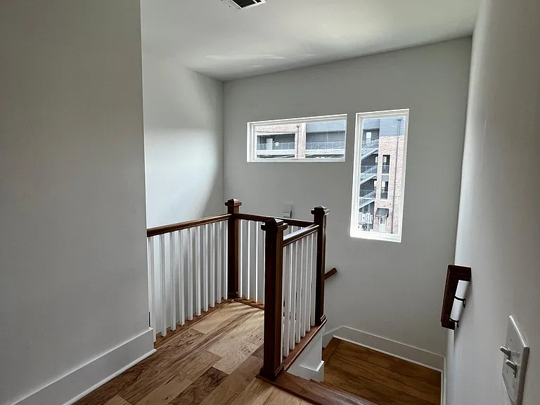 1072B Zophi St — Photo 13