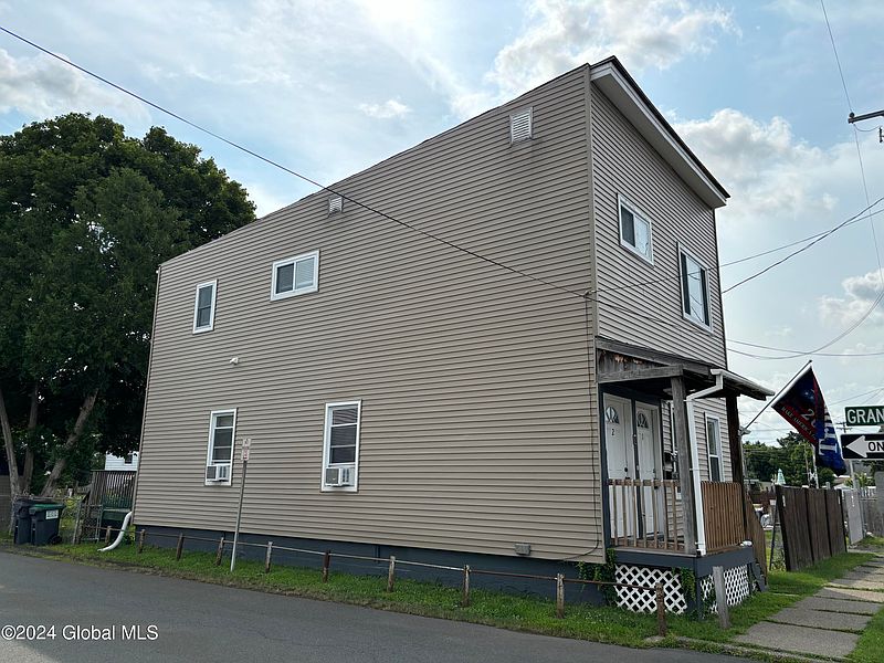 2nd image of 31 Clifton Street