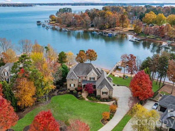 253 Milford Cir, Mooresville, NC 28117
