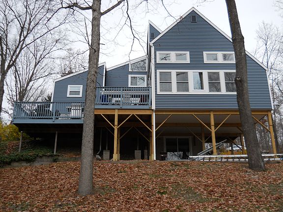 3rd image of 20 Forest Dr
