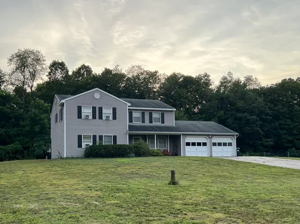 2011 Saint Paul Dr, Ballston Spa, NY 12020