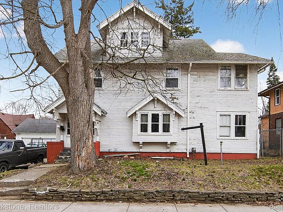 2nd image of 319 Homecrest Rd