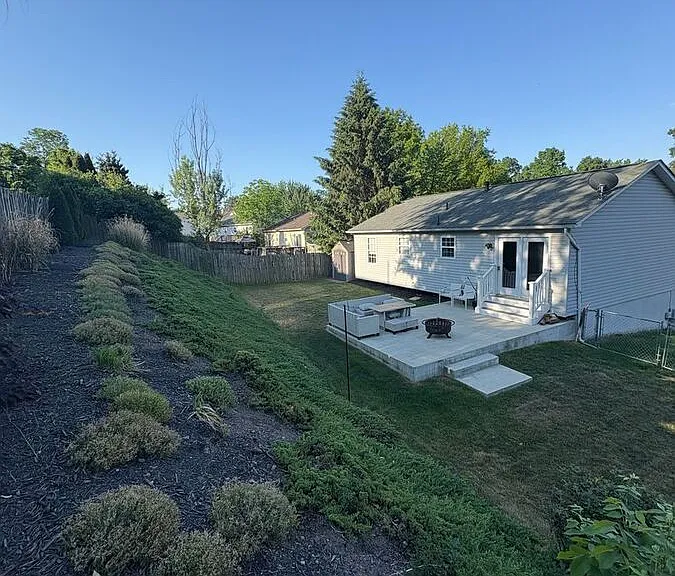 133 Woodrow Rd — Photo 24
