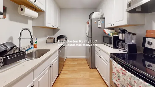 19 Central Rd #16 Photo 1