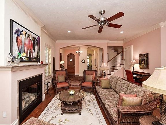 3rd image of 1654 Dolphin Ln