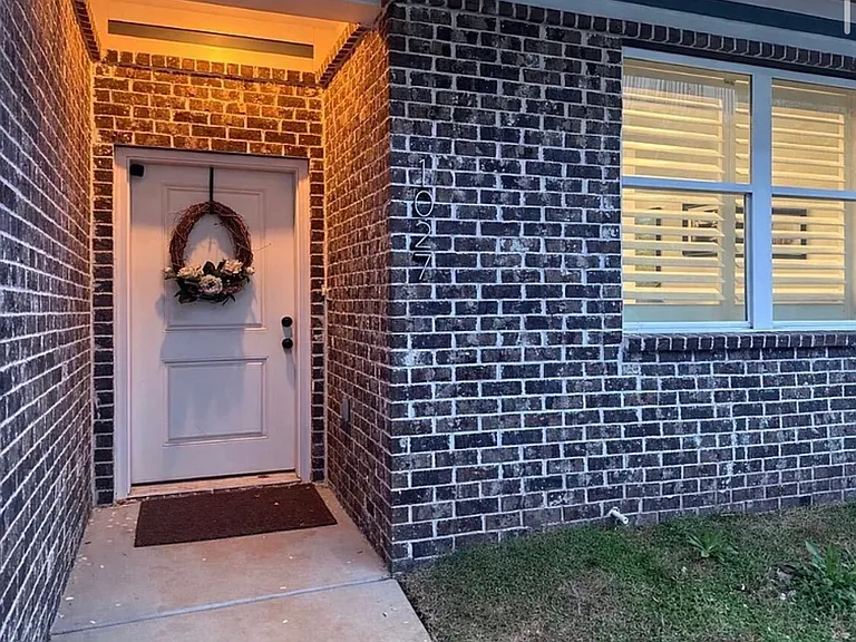 1027 Montague Pl #1027 — Photo 8