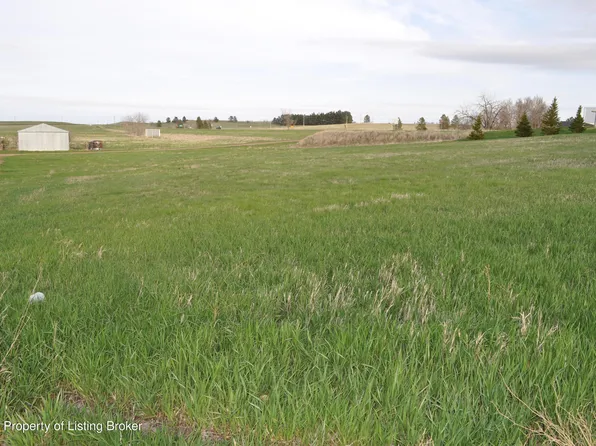 3rd Ave E, Lemmon, SD 57638