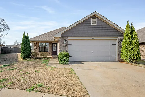 808 Willow Shoals Dr SW Photo 1