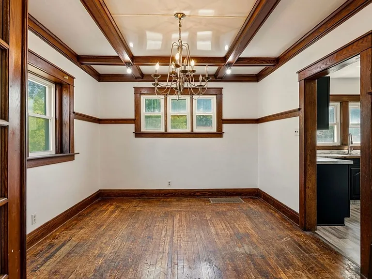 815 W Genesee Ave — Photo 4