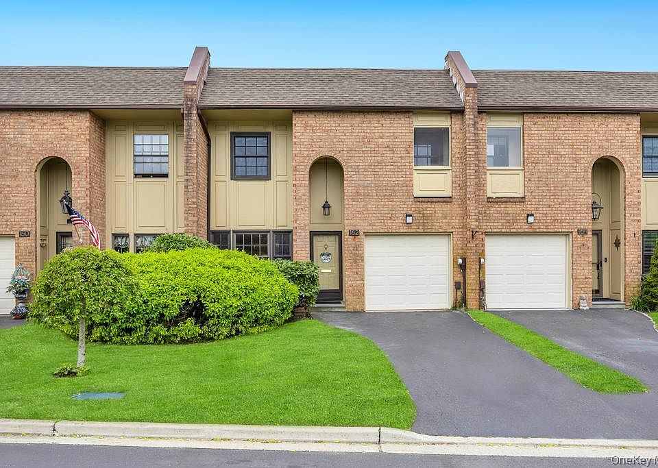 1st image of 162 Southgate Circle