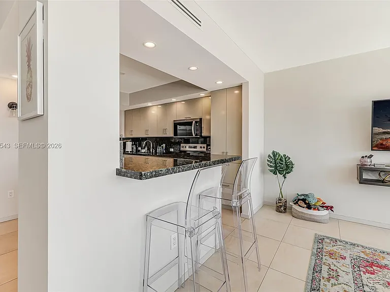 5055 Collins Ave #3K — Photo 16