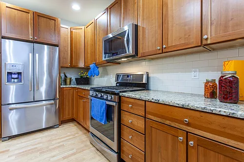 106 Brinley Ct Photo 1