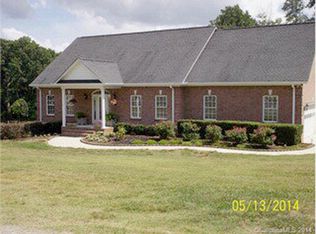 130 Polie Ln, Dallas, NC 28034