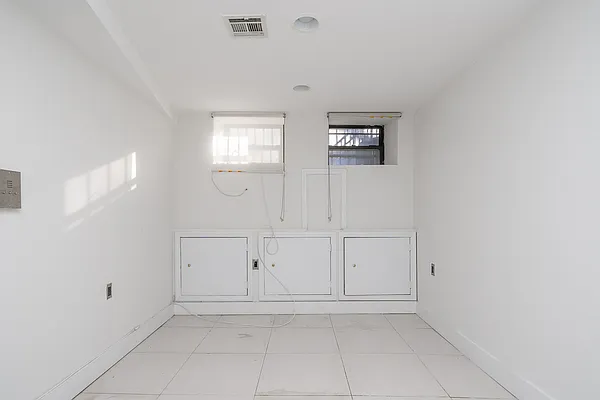 Rented by Simply Brooklyn Realty Inc | media 10