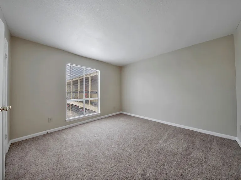 Pelican Pointe — Photo 16
