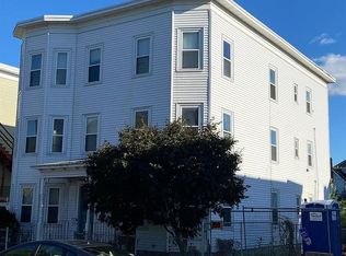 363 Spruce St APT 1, Manchester, NH 03103