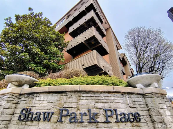 250 S Brentwood Blvd APT 1B, Saint Louis, MO 63105
