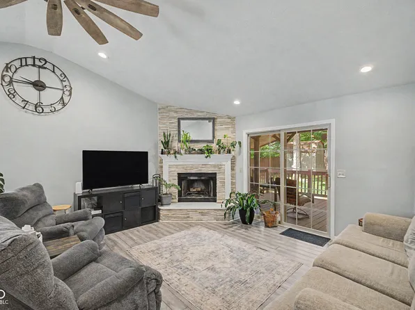 7244 Bradford Woods Way, Indianapolis, IN 46268