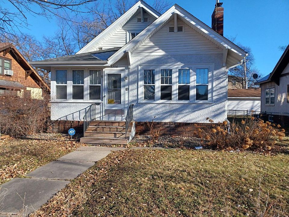1st image of 3206 Humboldt Ave N