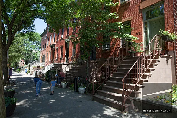 Rented by Highline Residential | media 17