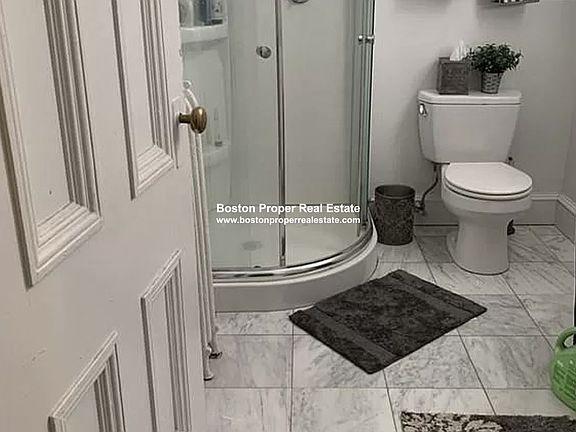 27.5 Massachusetts Ave. #4 Boston - Back Bay Unit Photo 4