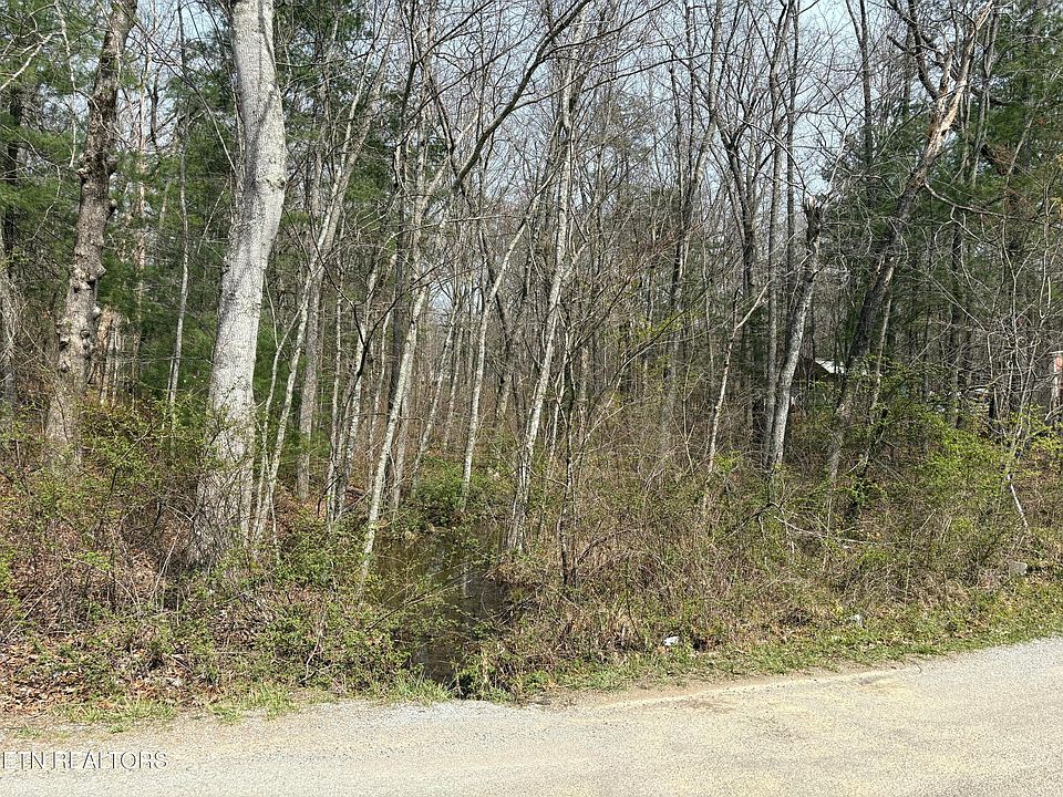 1st image of Brown Creek Dr